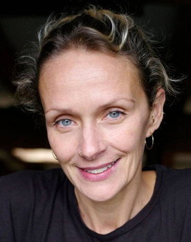 Charlotte Becquin
