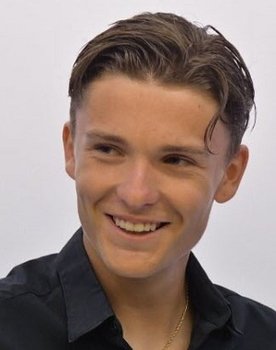 Virgil Martinez as Dylan