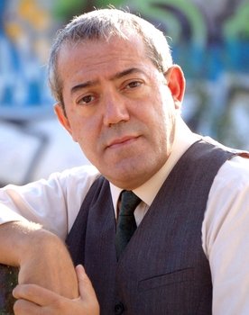 Giovanni Ferreri as Cesare
