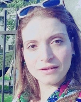 هايدي عبدالخالق as مديرة الكازينو