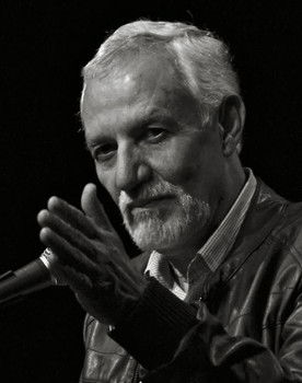 Carlos Henríquez Consalvi as Self