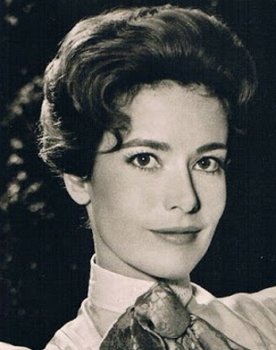 Elisabeth Müller as Ursula Hartmann