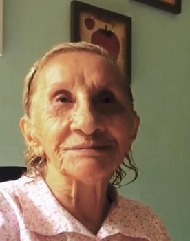 Tereza de Castro Brito as Mãe