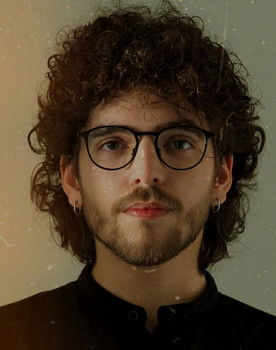 Miguel Fonseca as Detective Jean Paul / Paulo João