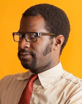 Raymond Carr