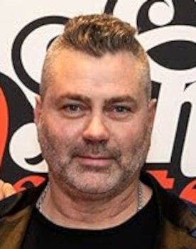 Lee Gaulman as Nathanial Jones