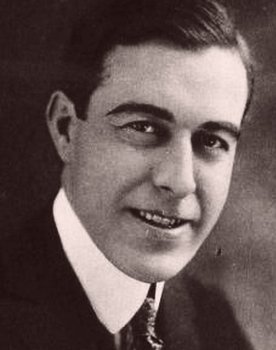 Hugh Thompson as Jeb