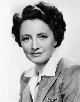 Jill Esmond as Grace Winton
