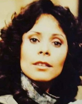 Stella Suárez as 