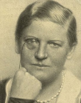 Lucie Höflich as Frau