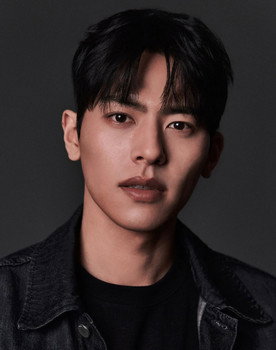 김선오 as Kang Jun-seo