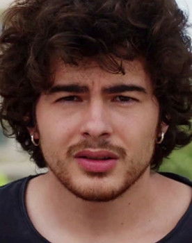 Francisco Melo as Nicolau