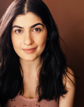 Sanam Laila Hashemi as Sanaz