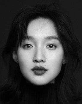 Huang Miyi as Zhou Xiaolu