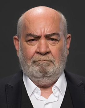 Köksal Engür as Recep