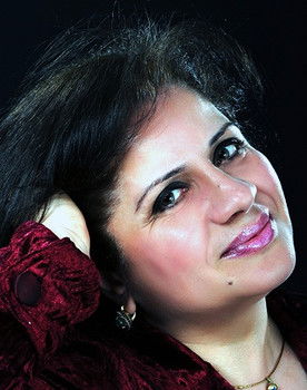 Dilara Faracullayeva as Avsiyat