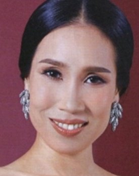 Rudklao Amratisha as Mae Muean [Mak's mother]