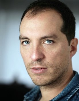 Romain Sandère as Hugues Weiss