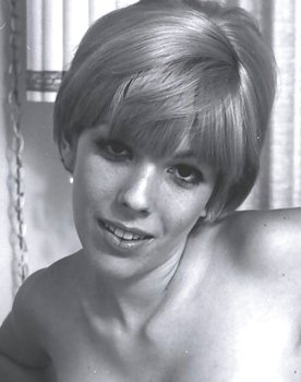 Sharon Wells as Sandra (as Sharon)