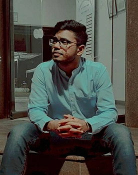 Lakshay Saxena as Himself