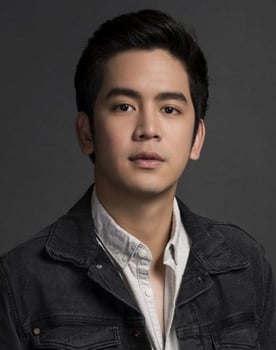 Joshua Garcia as Edward