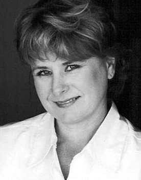 Yankie Grant as Aunt Sally