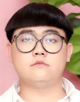 Varakorn Varuncharoentham as Mix