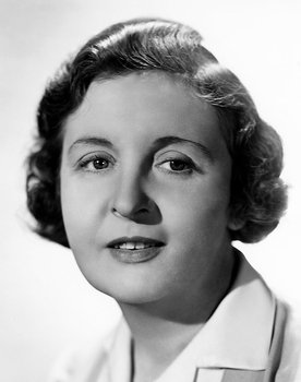 Doris Lloyd as Pauline Drake