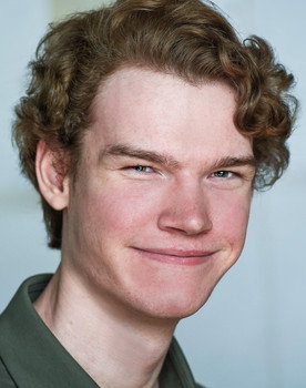Aidan Naworynski as Paul
