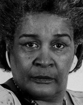 Zora Santos