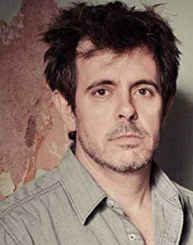 Philip Peeples as Alien Band (Phloko)