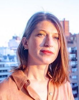 Natalia Garayalde as (voz)