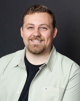 David Stallings as Ron Powerton/Robert Hill