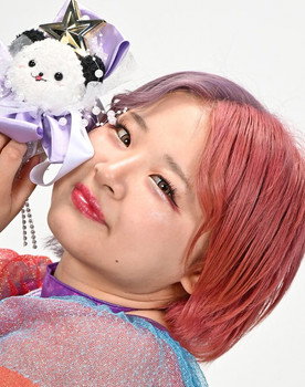 Ayame Sasamura as Ayame Sasamura
