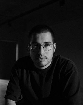 Deniz Göçmen as Avcı 2