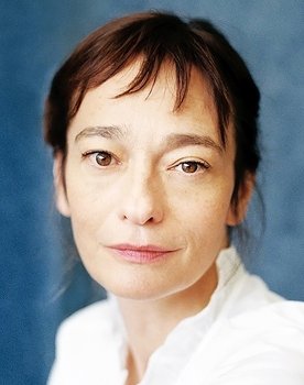 Elina Löwensohn as 