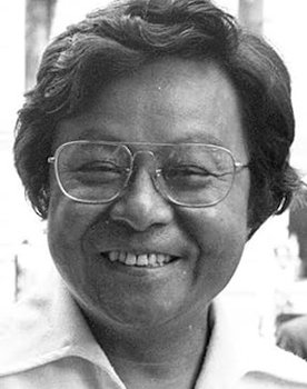 Bill Tung as Tsun's physician father