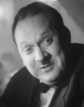 Konstantin Alekseev as пассажир самолёта