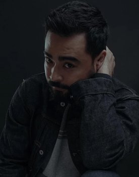 Sid Lucero as Francis