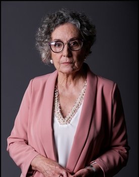 Margarida Carpinteiro as 
