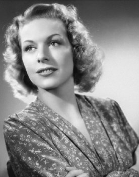 Madeleine Robinson as La mère