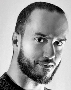 Armando Ravelo as 
