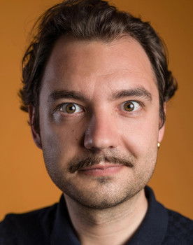 George Fouracres as Lamp