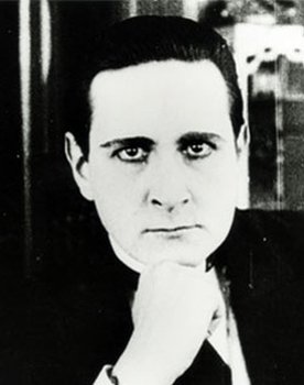 Jean Aymé as Héliogabale