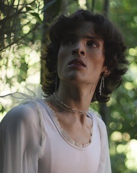 Eduardo Dealbar as Agosto