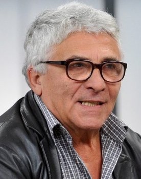 József Székhelyi