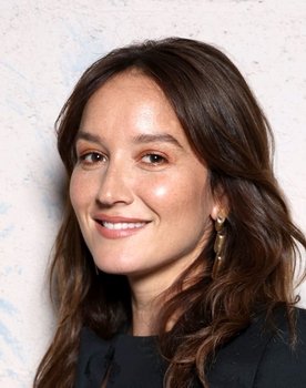 Anaïs Demoustier as Mélodie