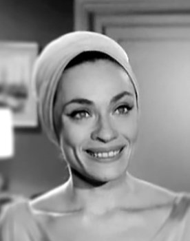 Lili Papayanni as Nana