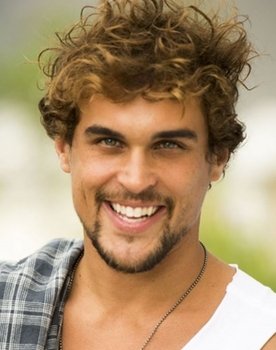 Felipe Roque as Maurício