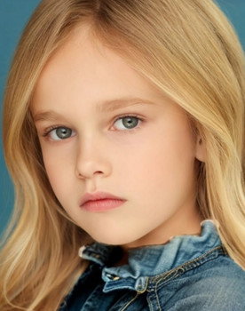 Halston Owen as Dannielynn